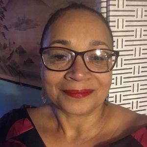 Meet your Posher, Tina